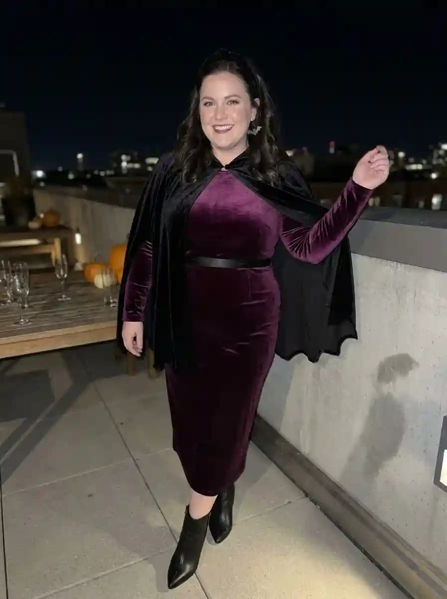 Glamorous Velvet Vampire Outfit