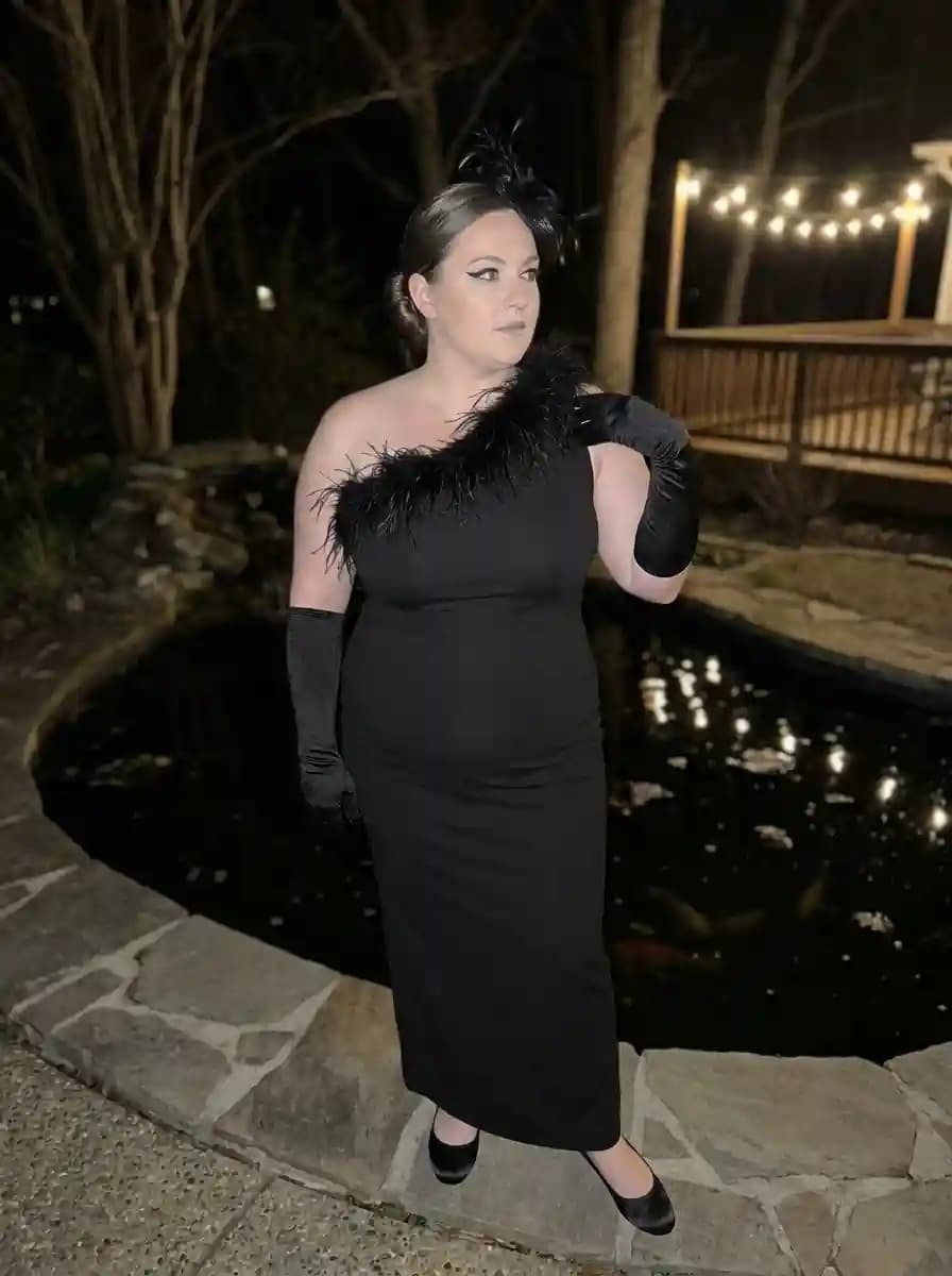 Black Swan Glamour Costume