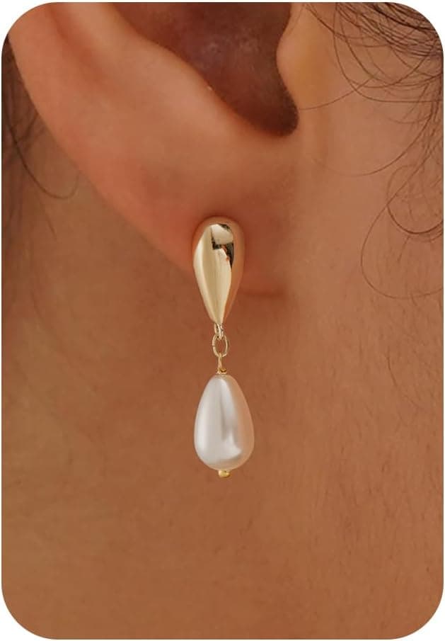 Pearl drop earrings