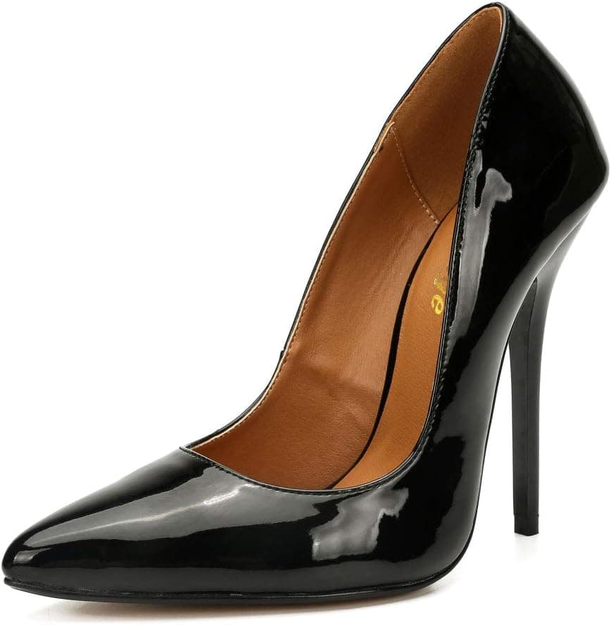 Black pointed-toe pumps