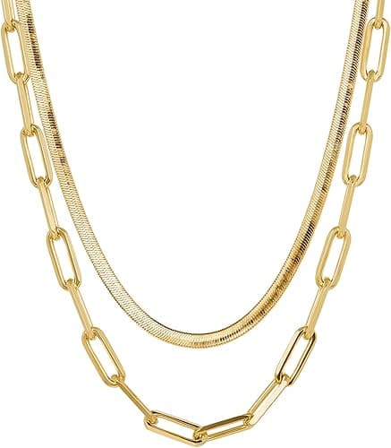 Delicate gold chain necklace