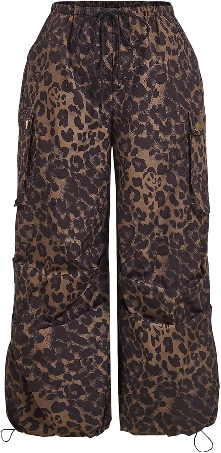 Brown plus-size leopard cargo pants